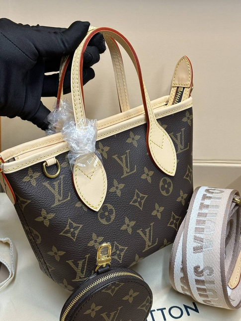 Front view of women's bag